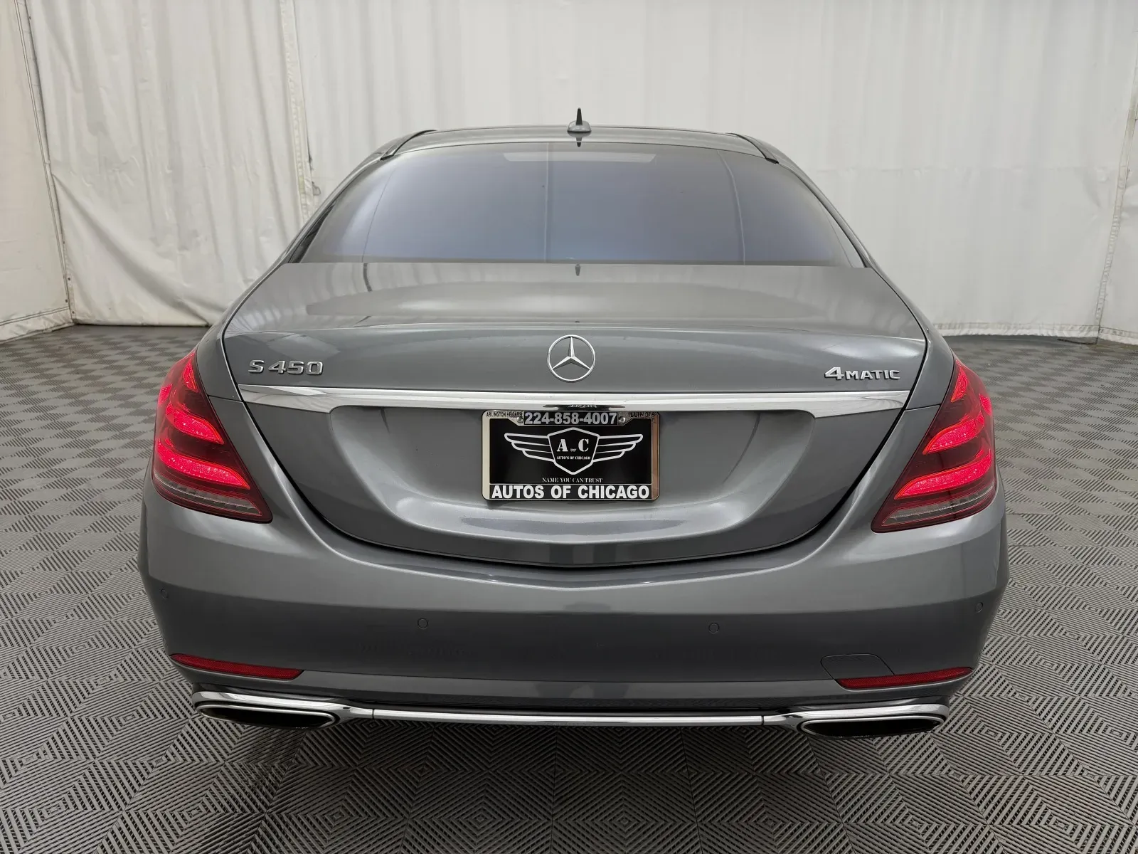 Mercedes-Benz S-Class photo 6