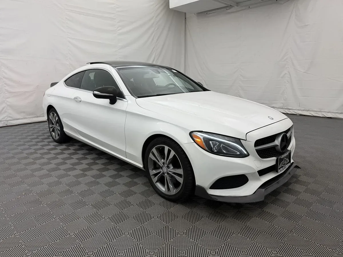 Mercedes-Benz C-Class photo 3