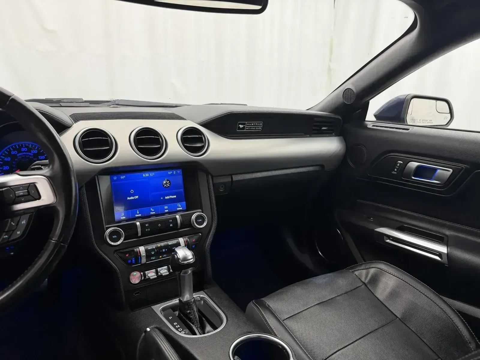 Ford Mustang photo 25