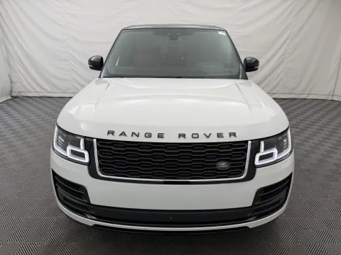 Another view of 2018 Land Rover Range Rover SV Autobiography Dynamic for sale in Arlington Heights, IL at Autos of Chicago