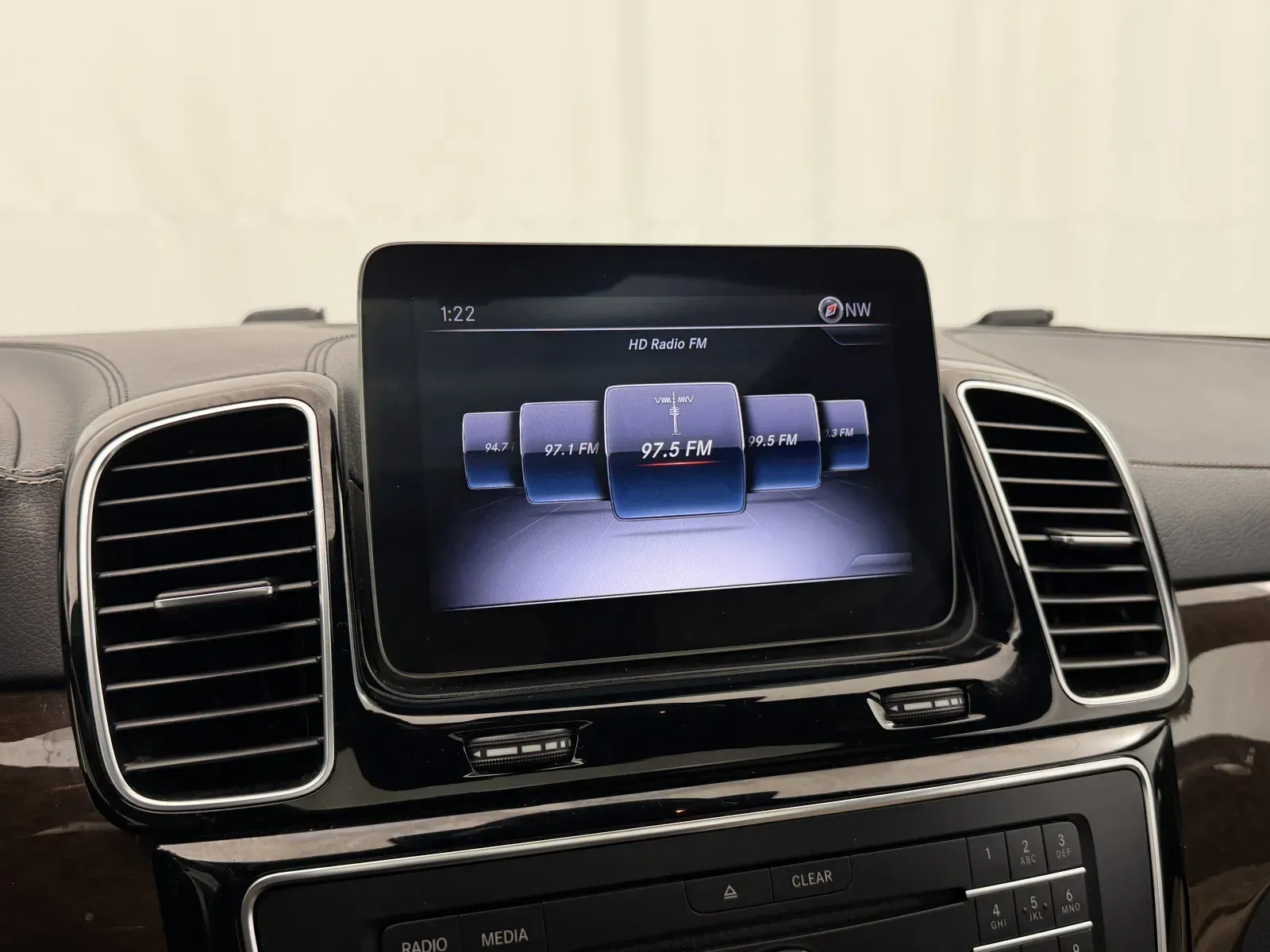 Mercedes-Benz GLE photo 31