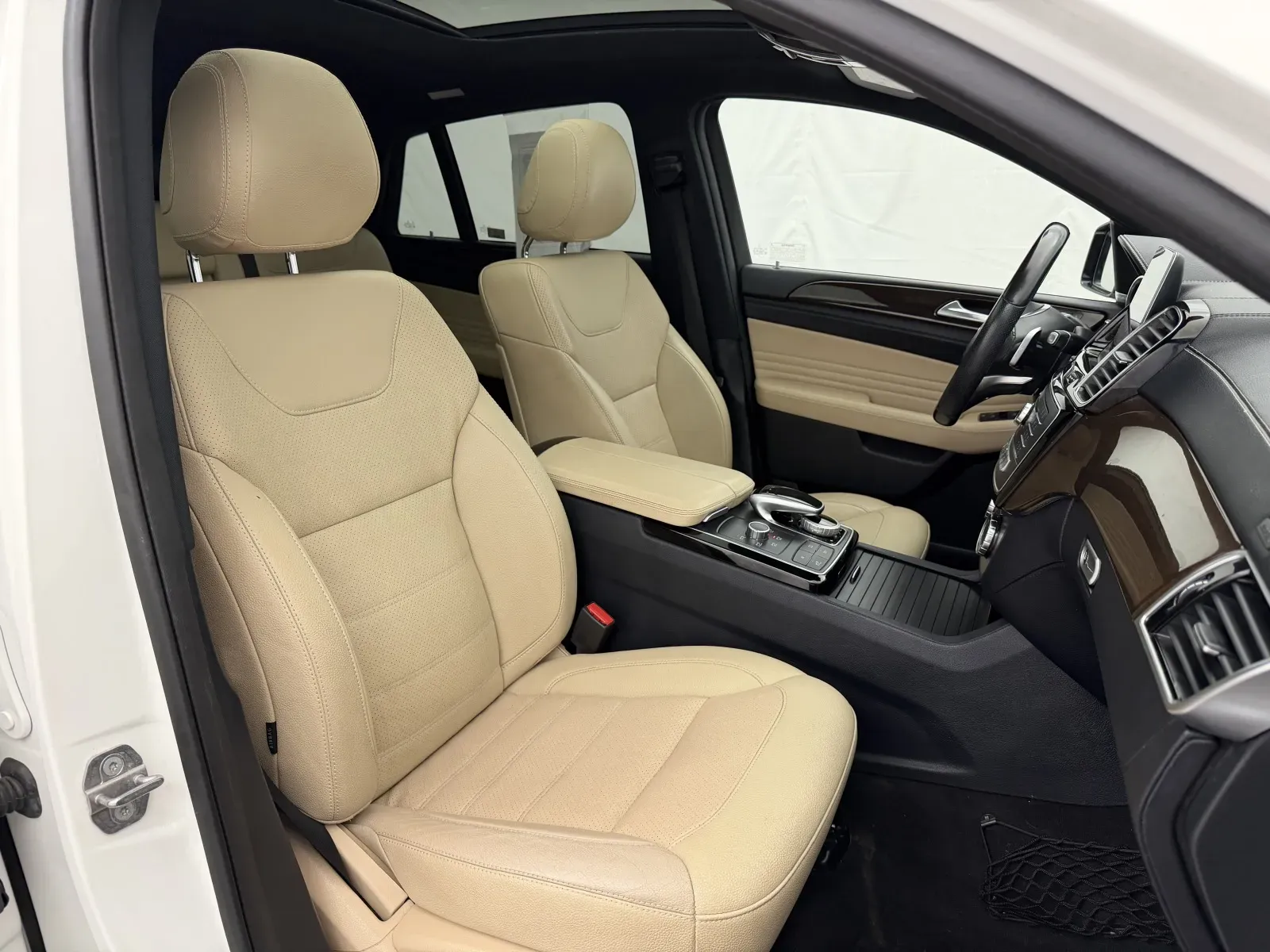 Mercedes-Benz GLE photo 41