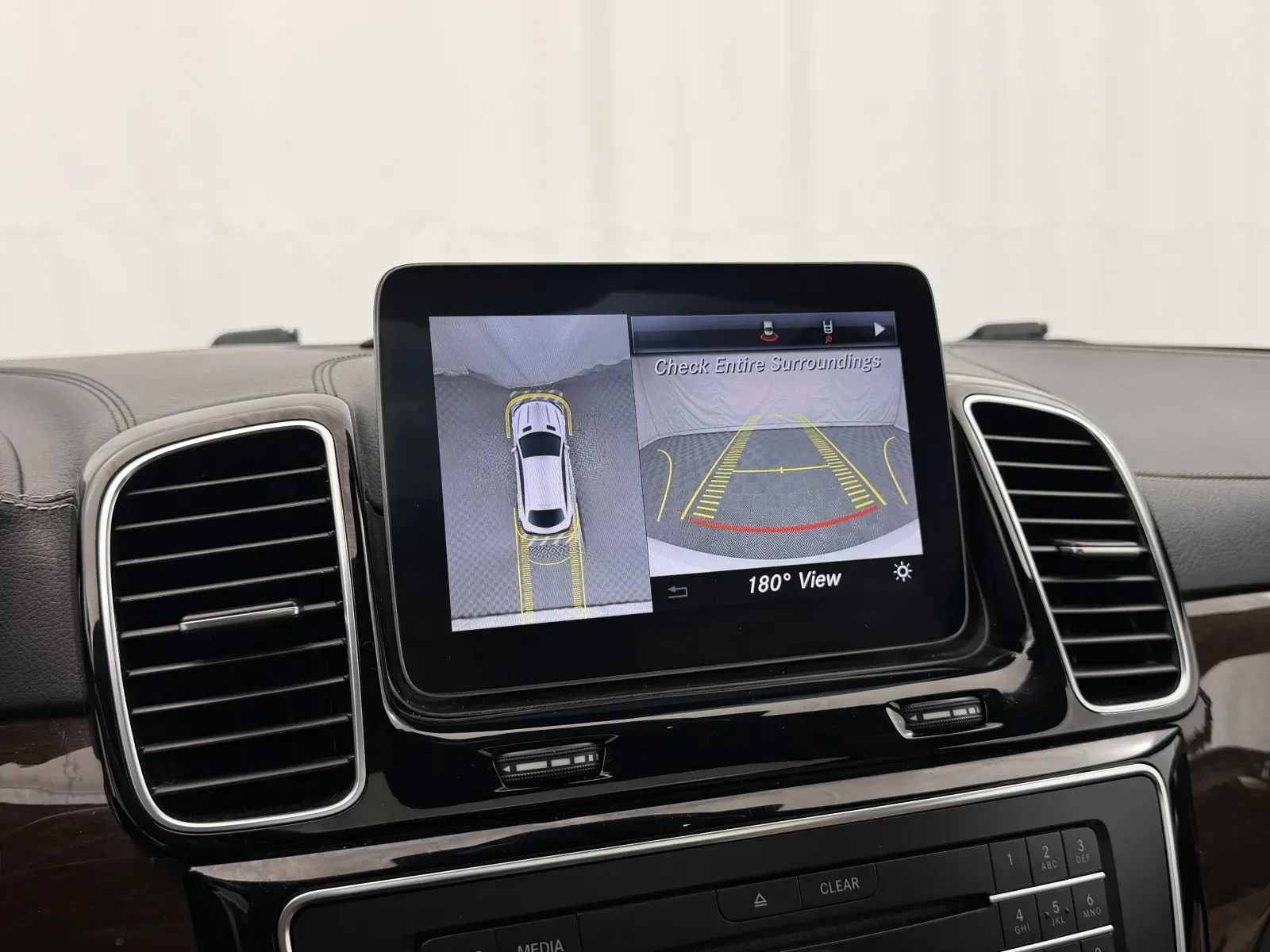 Mercedes-Benz GLE photo 24
