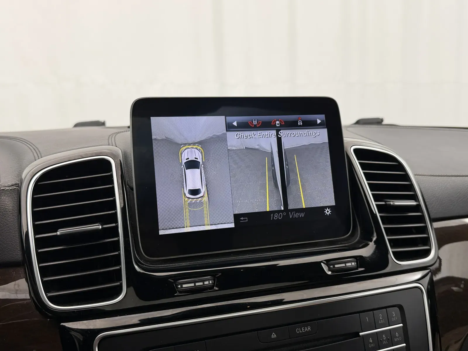 Mercedes-Benz GLE photo 21