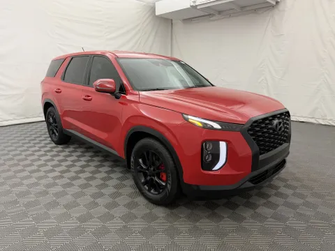 More photos of 2022 Hyundai Palisade SE at Autos of Chicago, IL