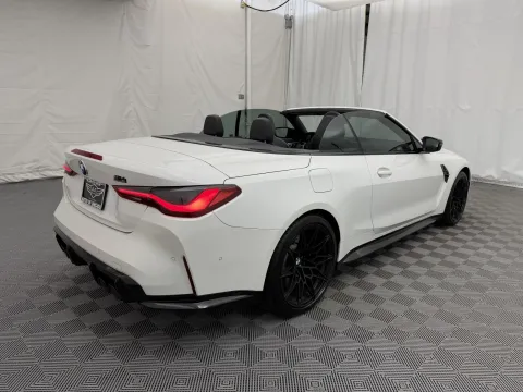 More photos of 2022 BMW M4 Competition xDrive at Autos of Chicago, IL