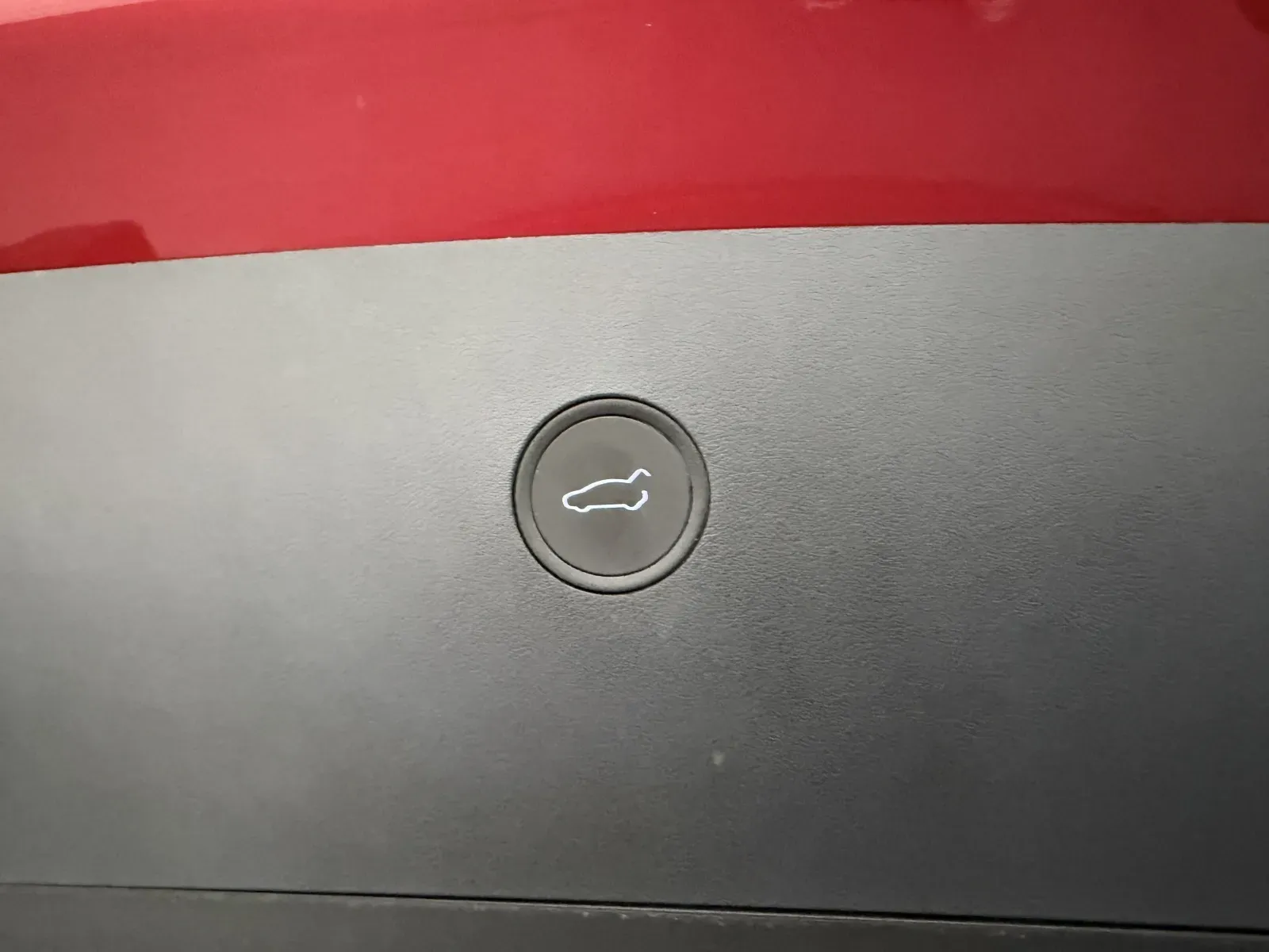 Tesla Model X photo 24