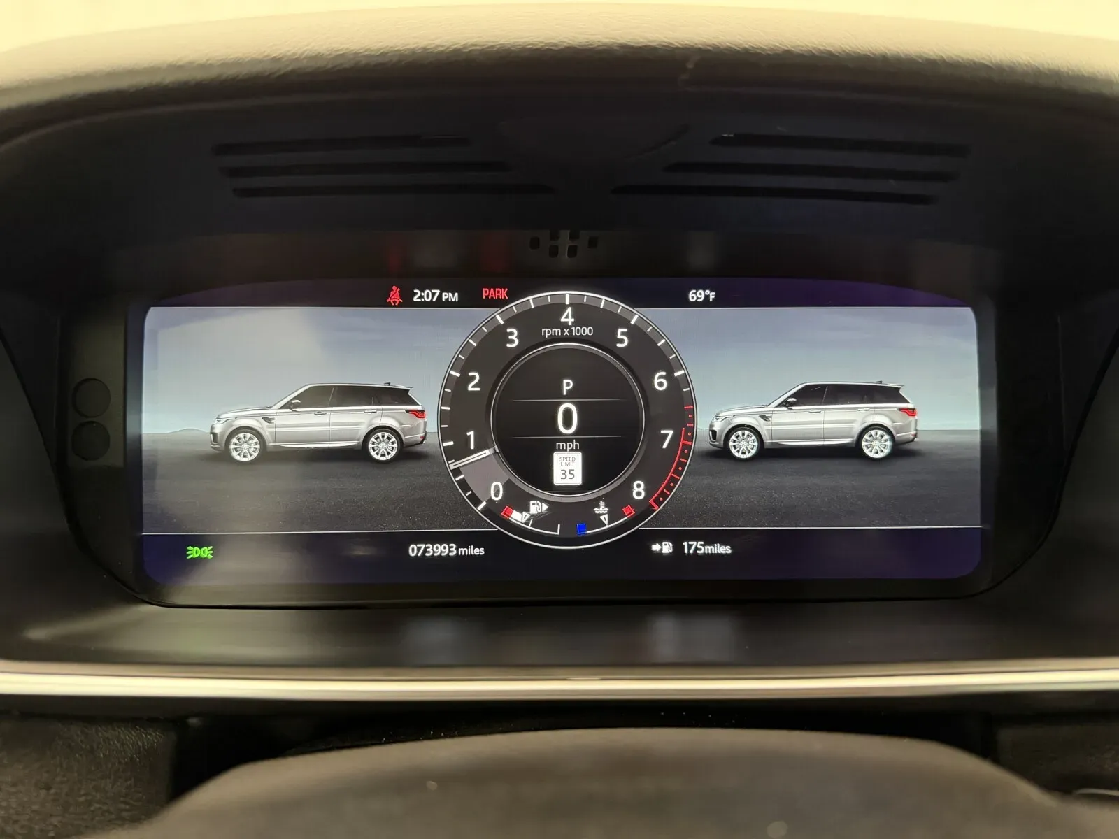 Land Rover Range Rover Sport photo 12