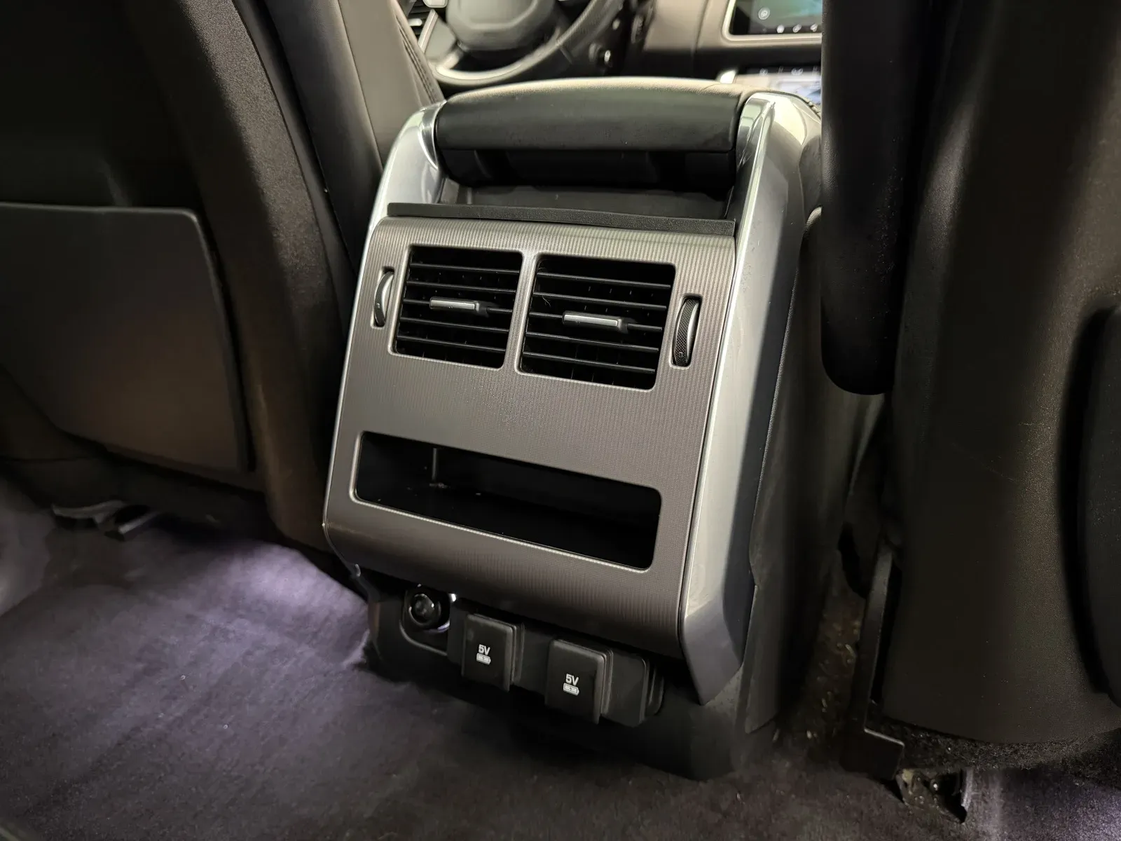 Land Rover Range Rover Sport photo 38