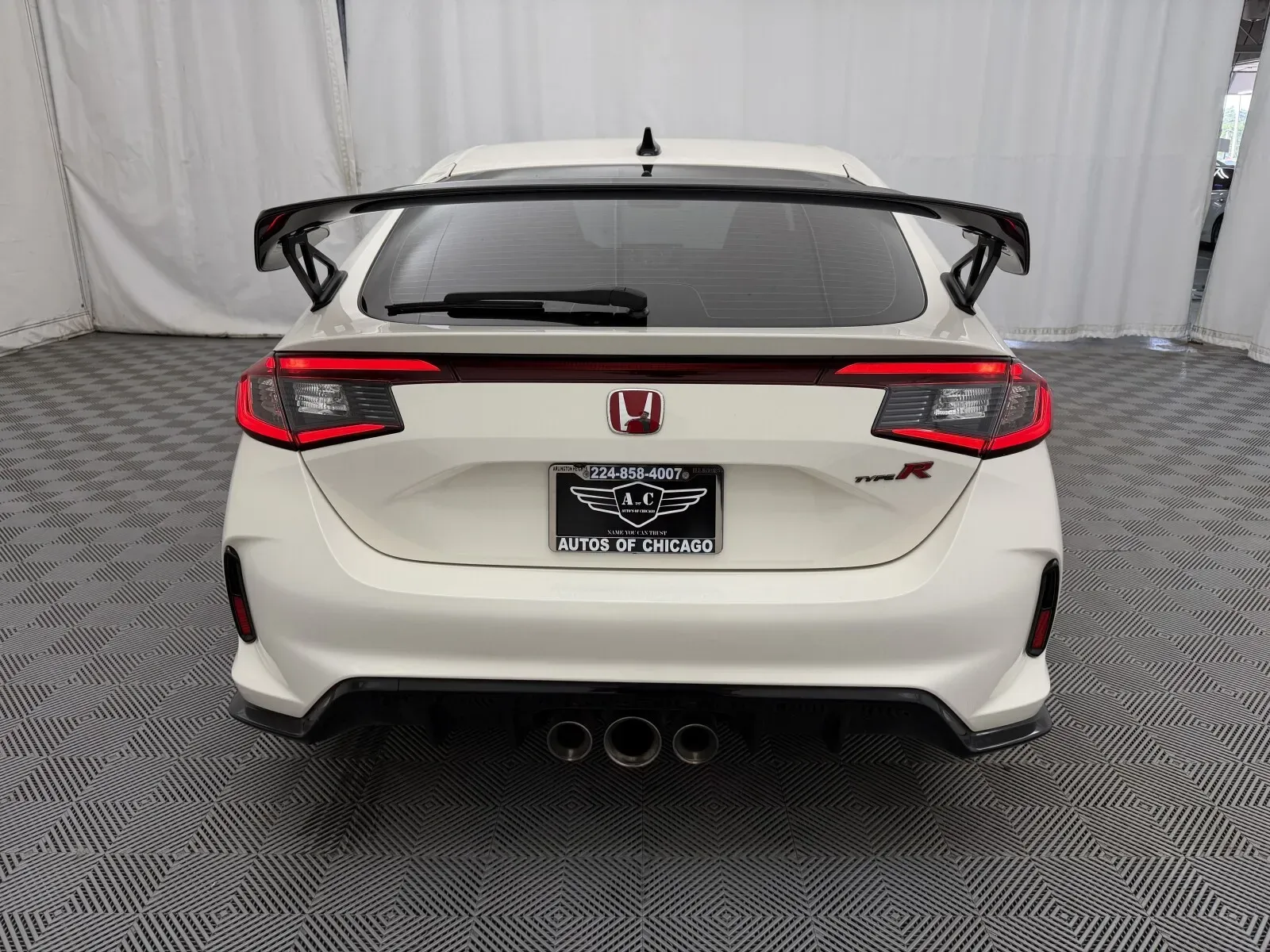 Honda Civic Type R photo 7
