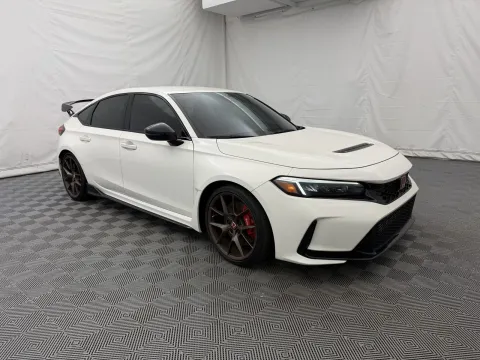 More photos of 2023 Honda Civic Type R at Autos of Chicago, IL