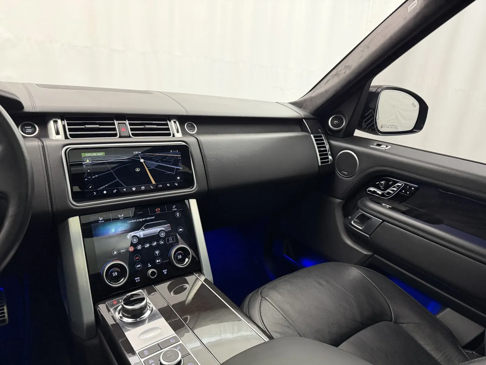 Land Rover Range Rover photo 24