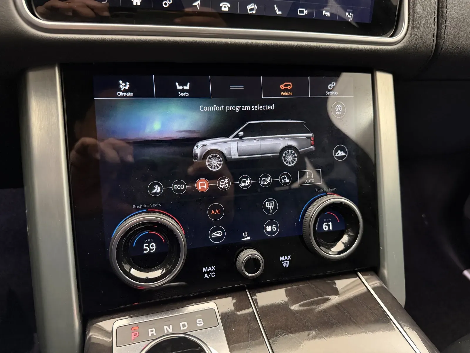Land Rover Range Rover photo 45