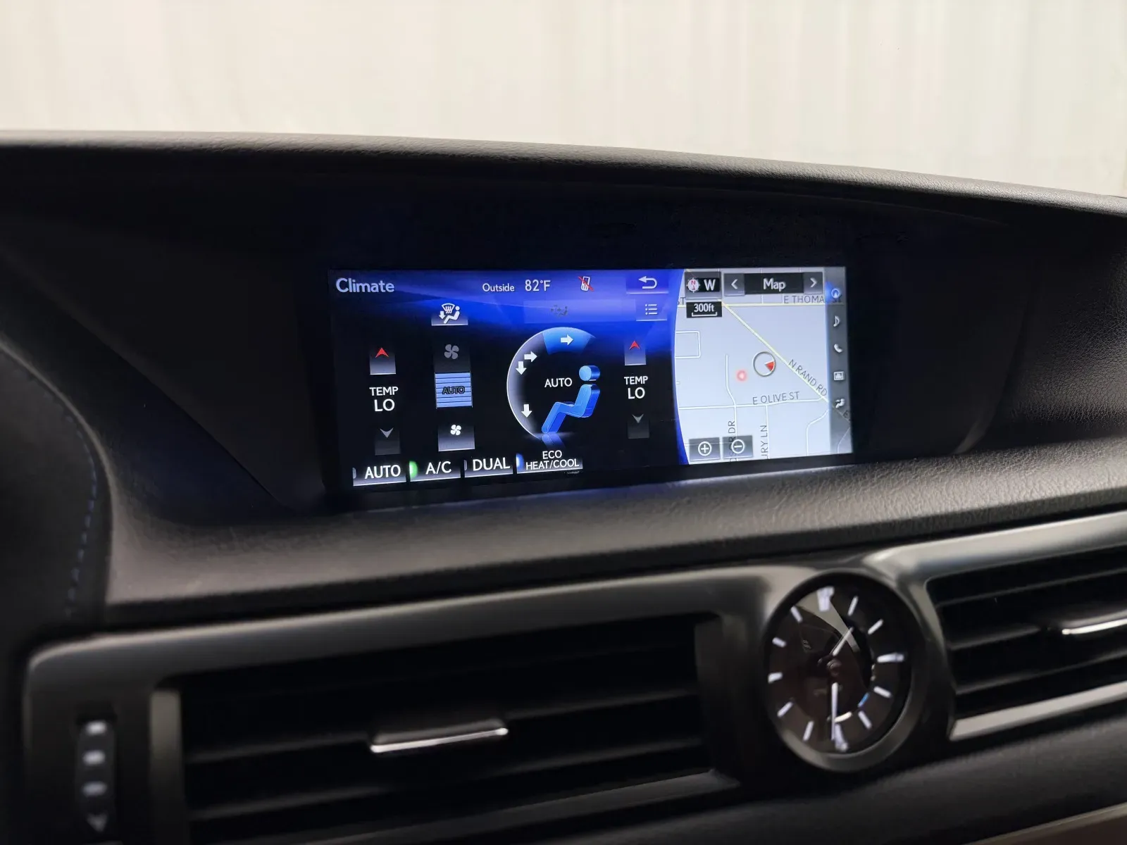 Lexus GS photo 22