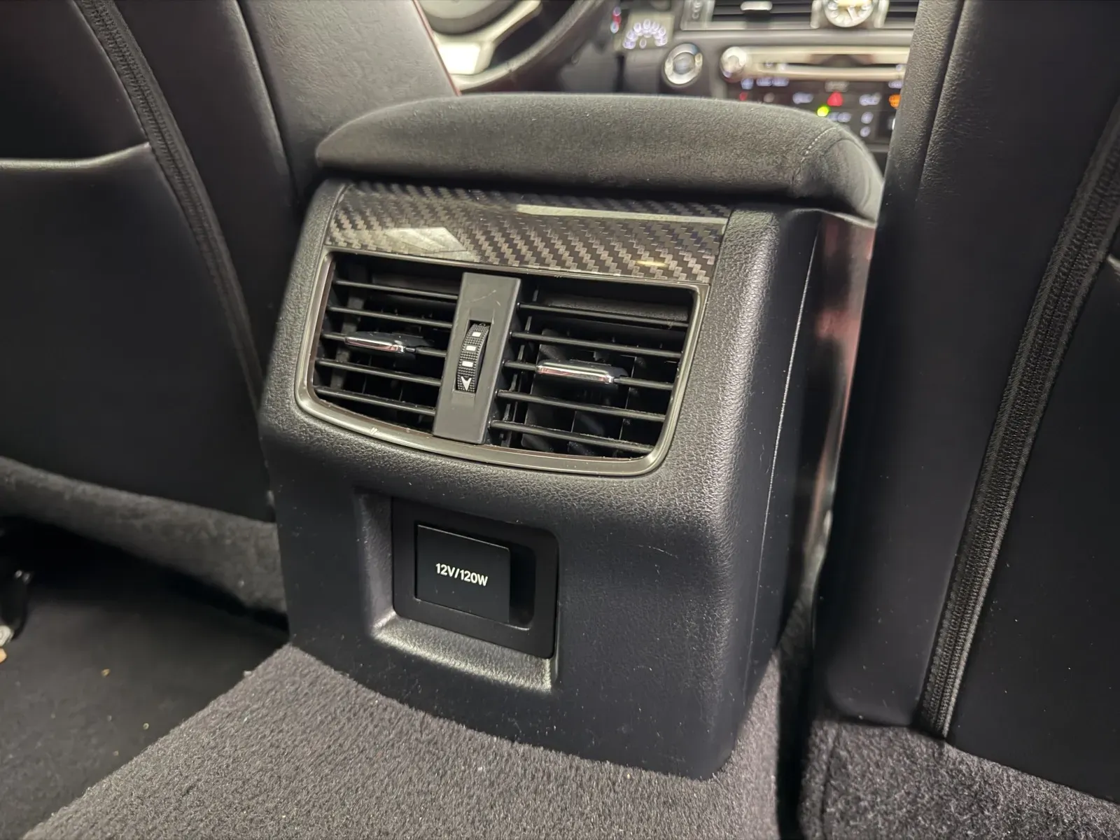 Lexus GS photo 32