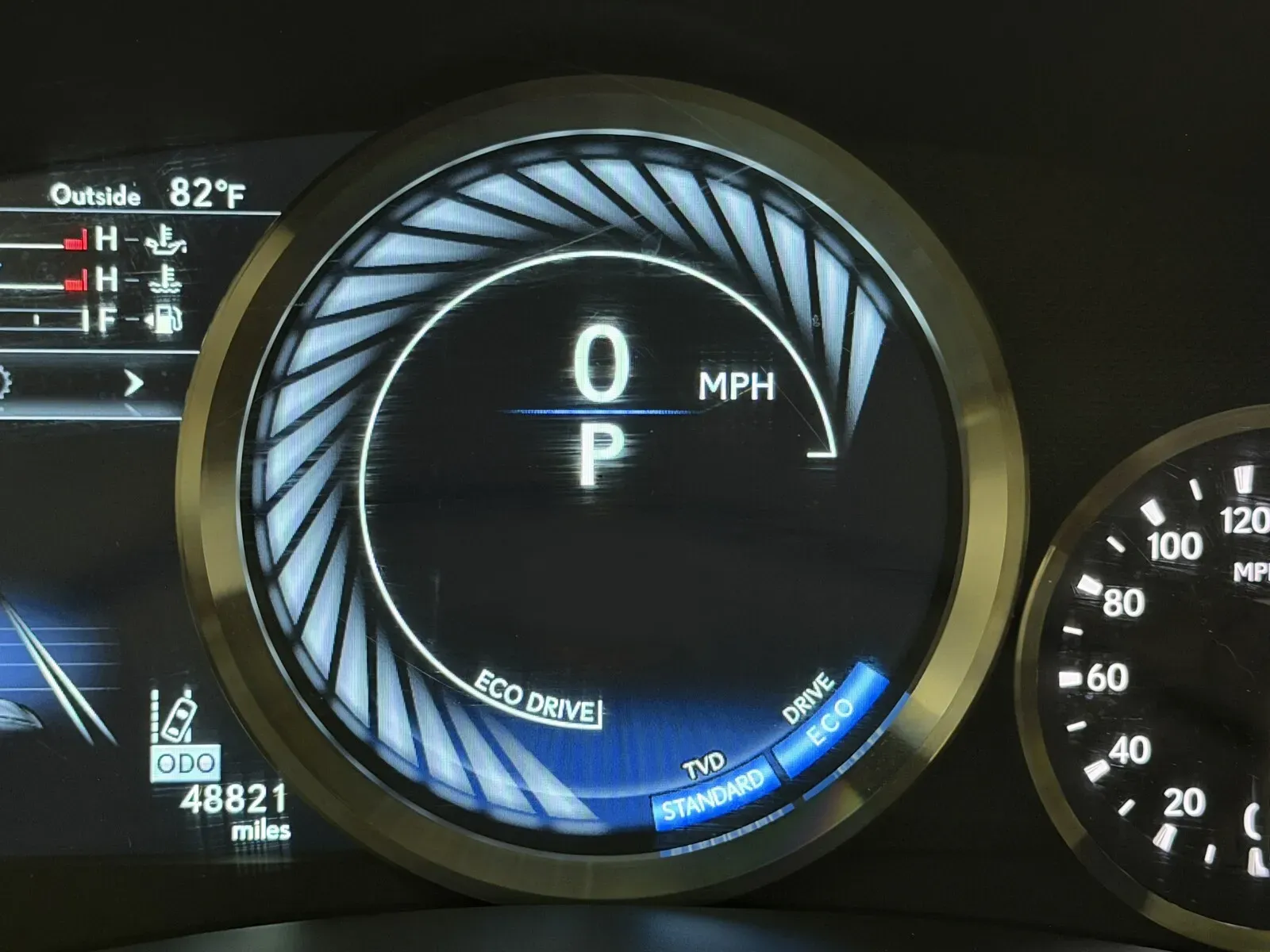 Lexus GS photo 15