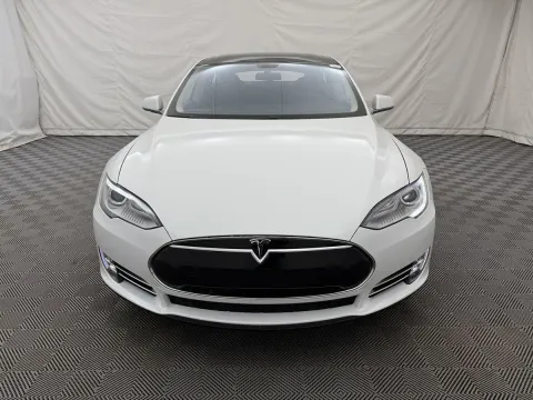 Another view of 2013 Tesla Model S Performance for sale in Arlington Heights, IL at Autos of Chicago