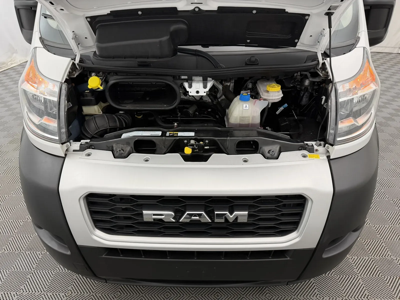 Ram Cargo Van photo 28