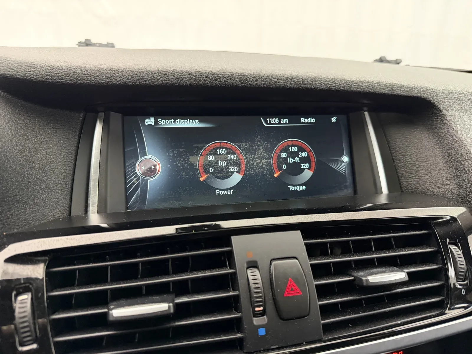 BMW X4 photo 25