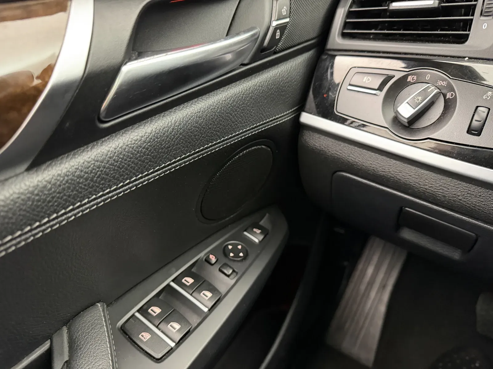 BMW X4 photo 14