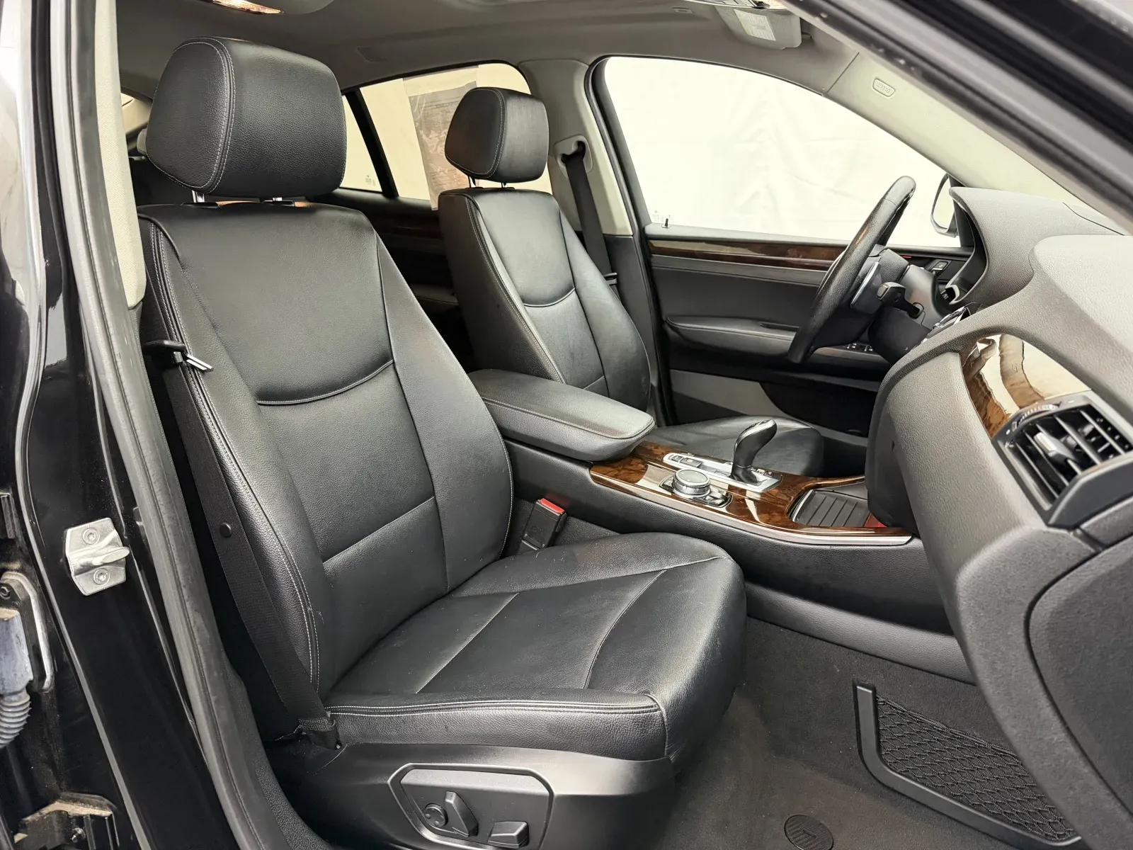 BMW X4 photo 32