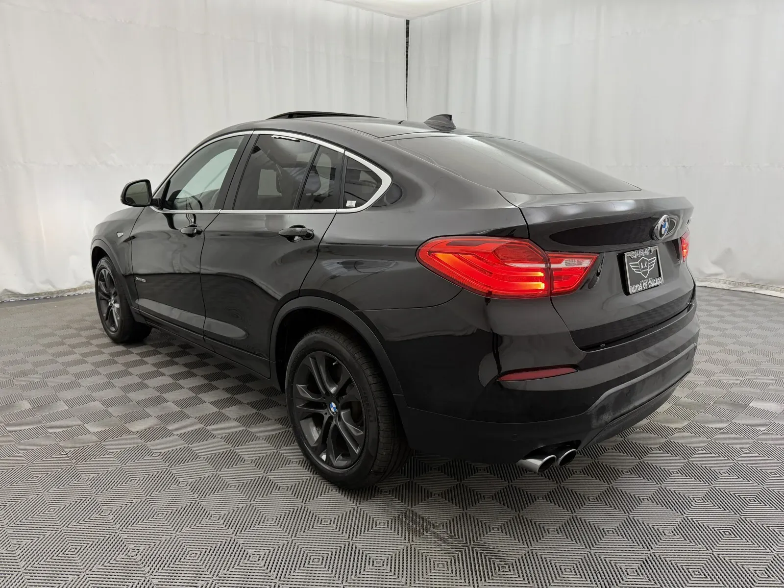 BMW X4 photo 7