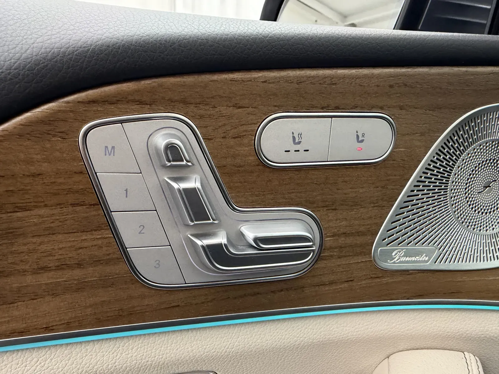 Mercedes-Benz GLE photo 18