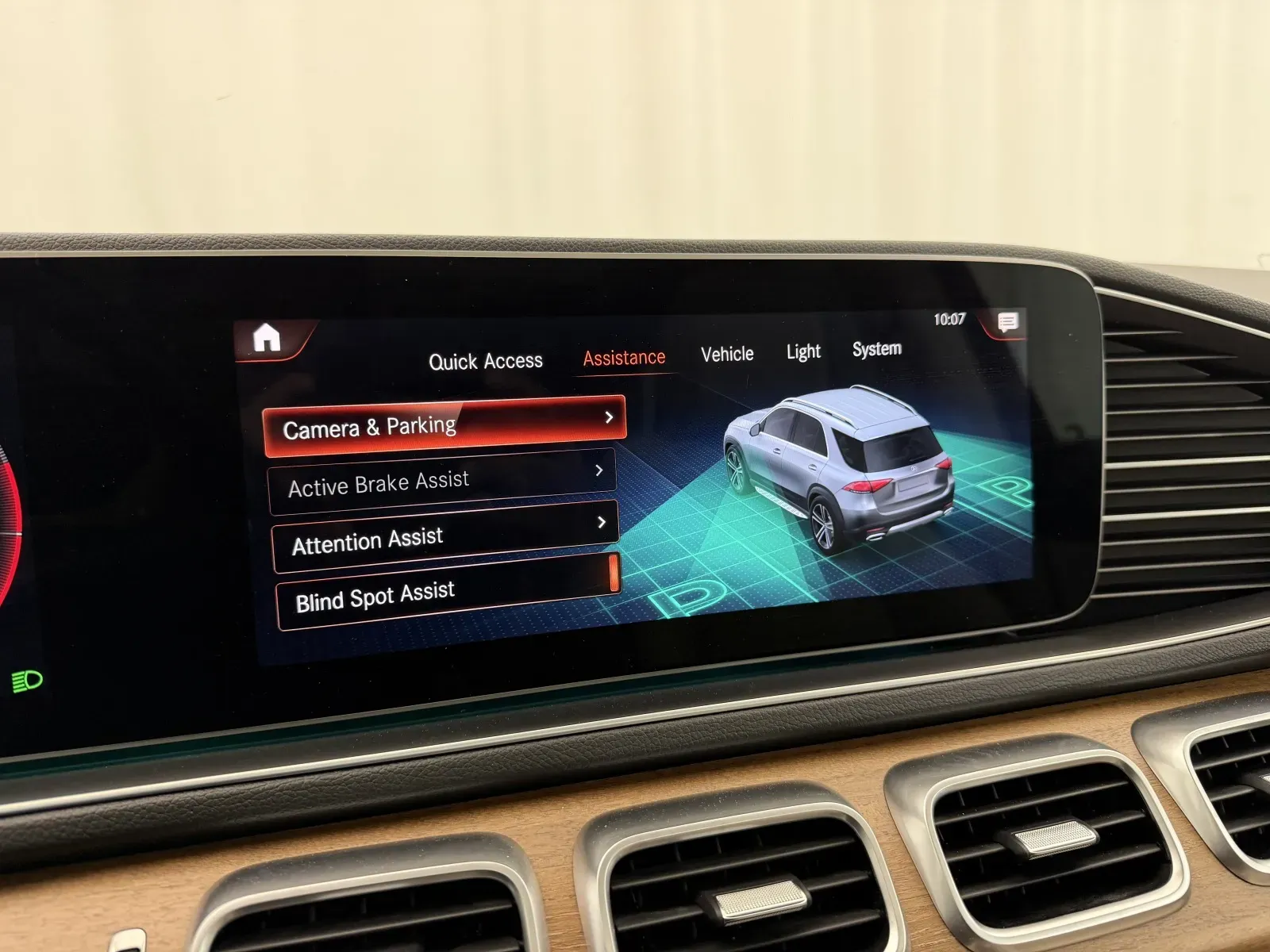 Mercedes-Benz GLE photo 36