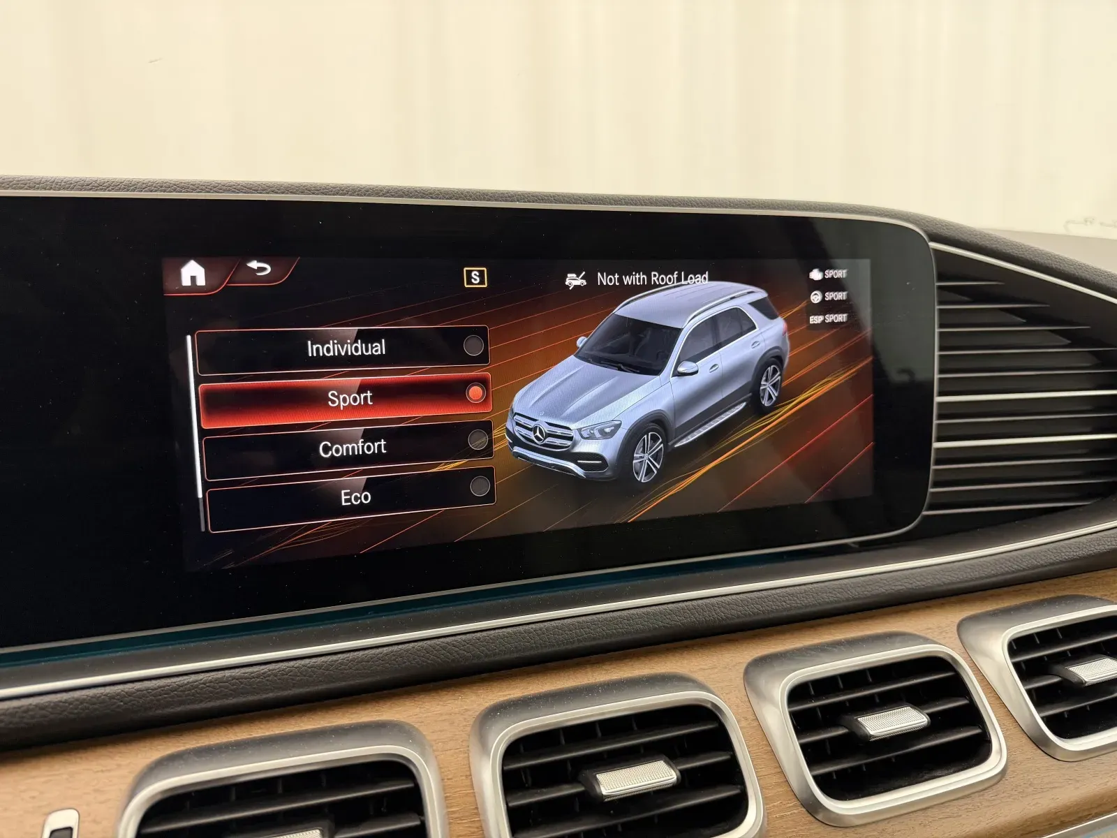 Mercedes-Benz GLE photo 33