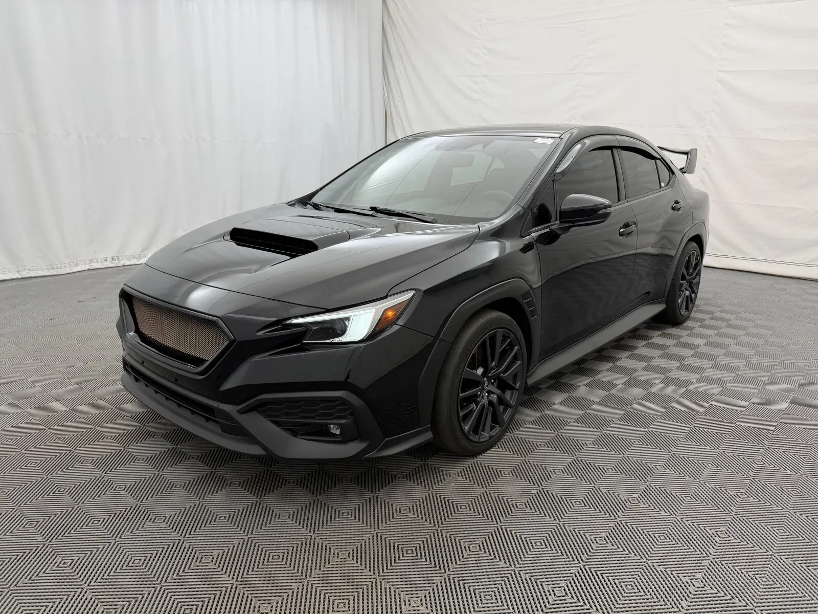 Subaru WRX photo 2