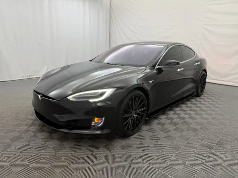 Photos of 2020 Tesla Model S Performance for sale in Arlington Heights, IL at Autos of Chicago