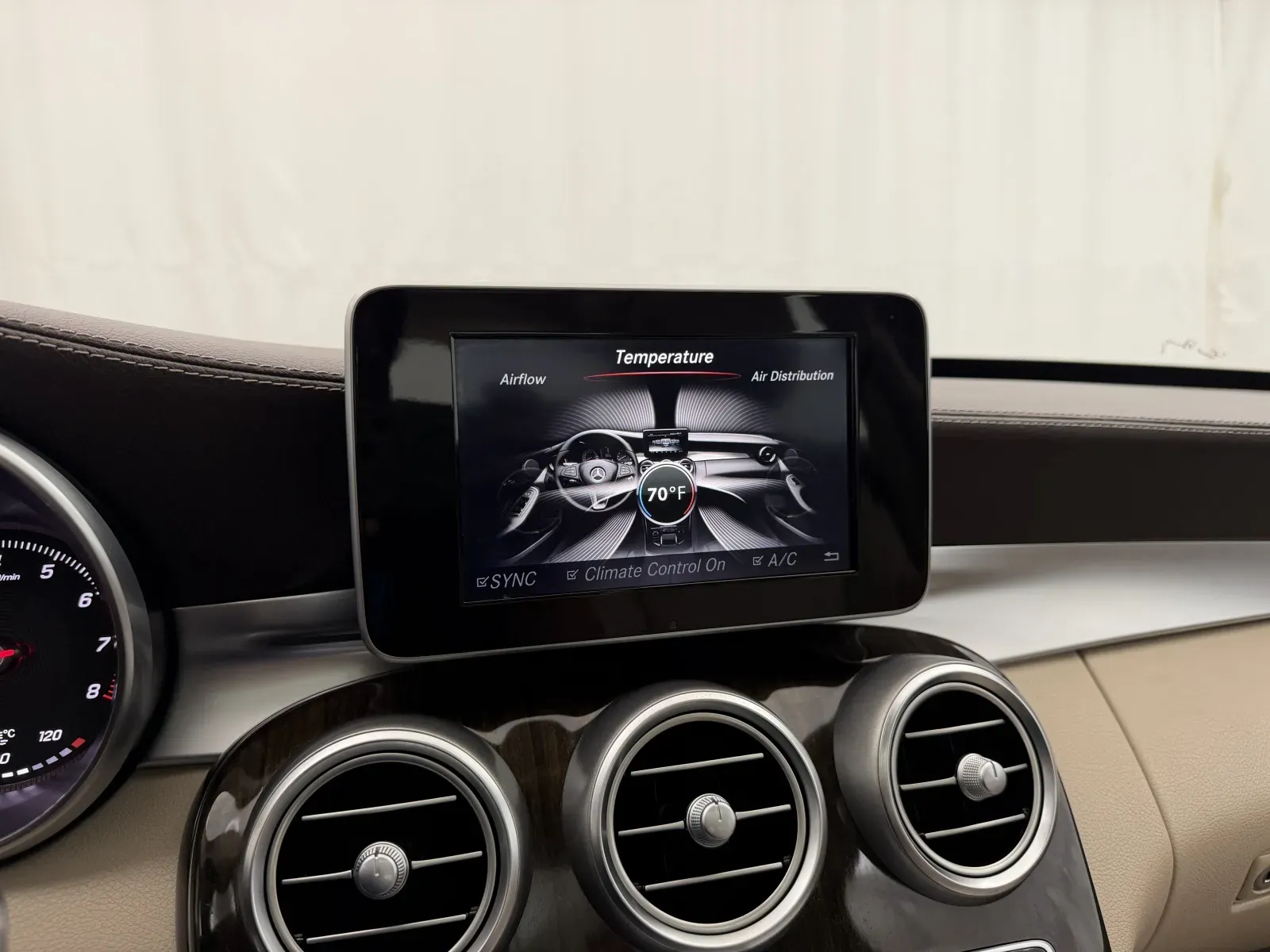Mercedes-Benz C-Class photo 23