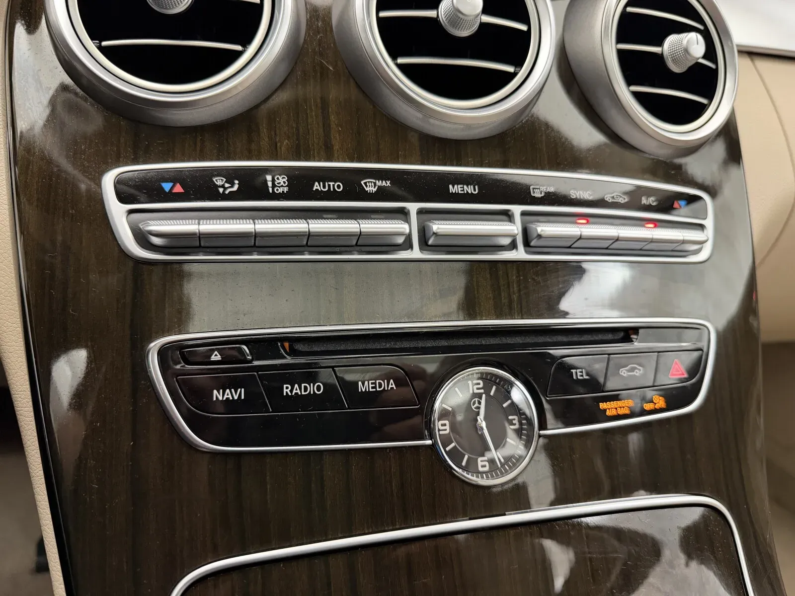 Mercedes-Benz C-Class photo 24