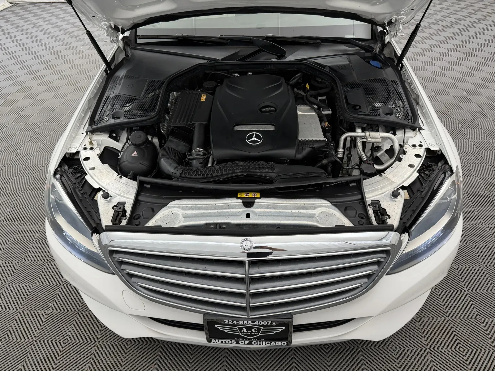 Mercedes-Benz C-Class photo 33