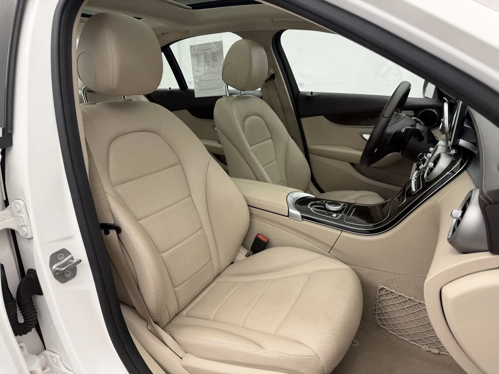 Mercedes-Benz C-Class photo 30