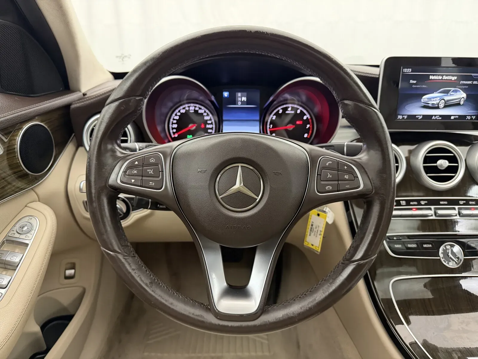 Mercedes-Benz C-Class photo 12