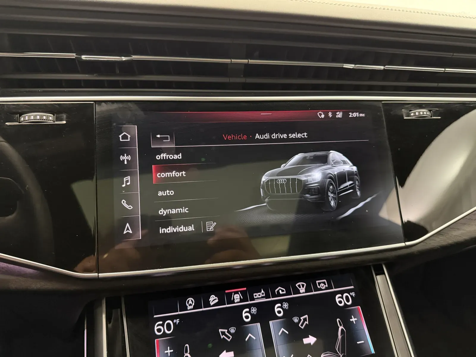 Audi Q8 photo 33