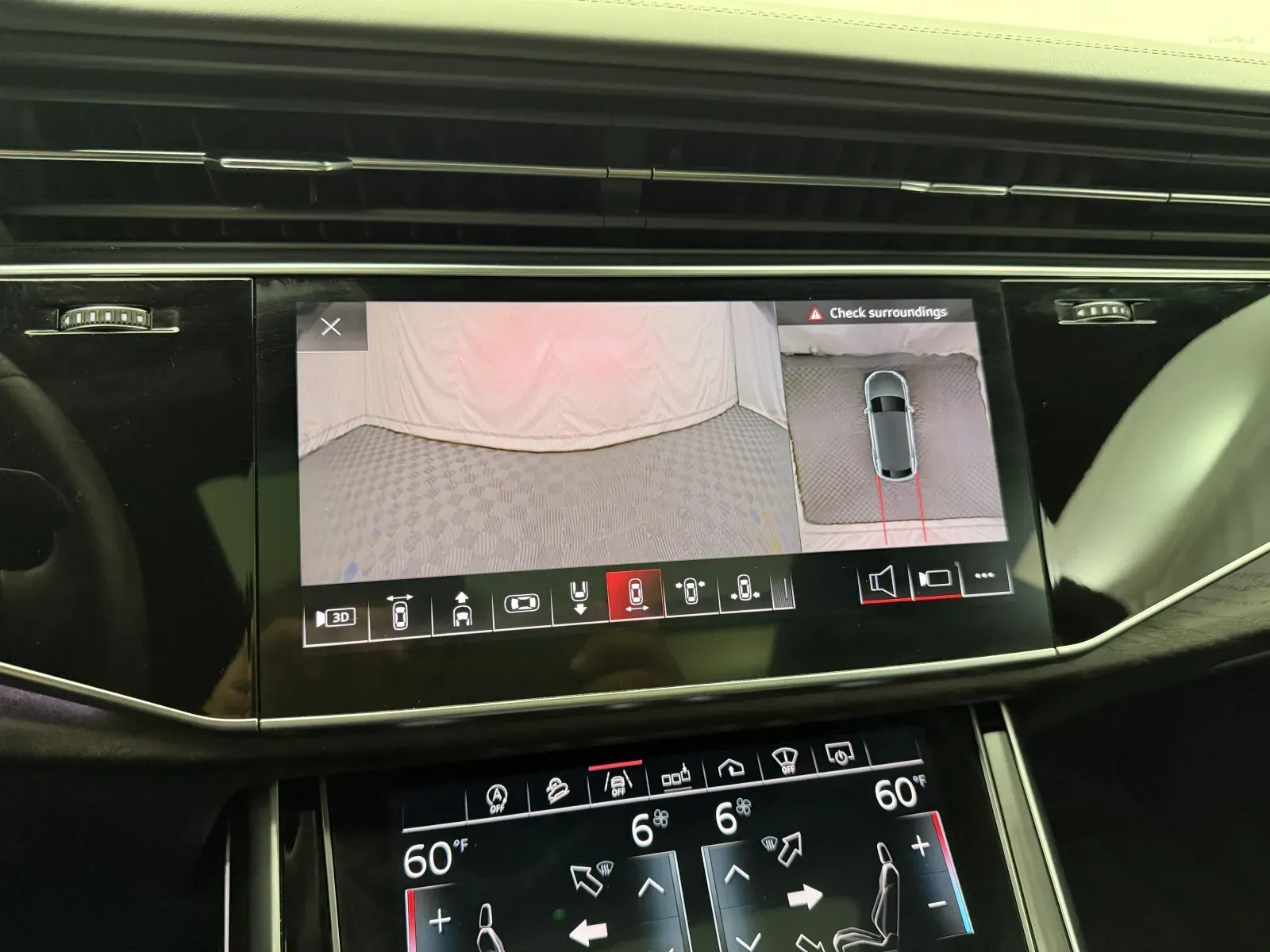 Audi Q8 photo 20