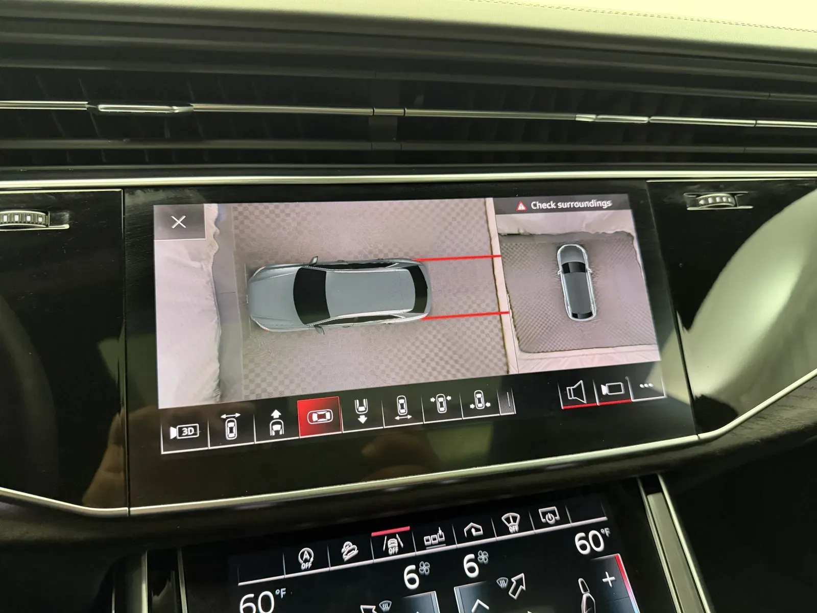 Audi Q8 photo 25