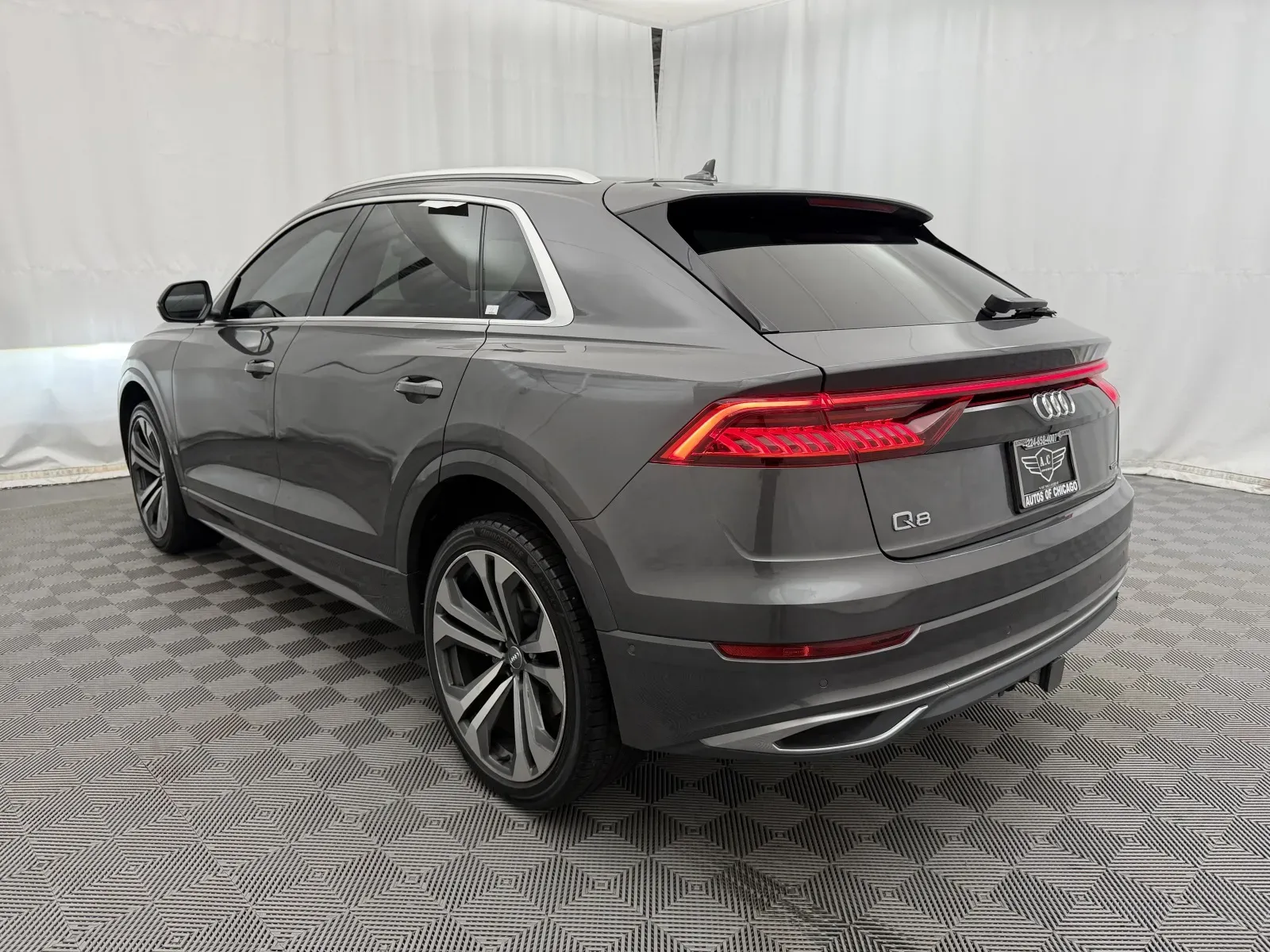 Audi Q8 photo 7