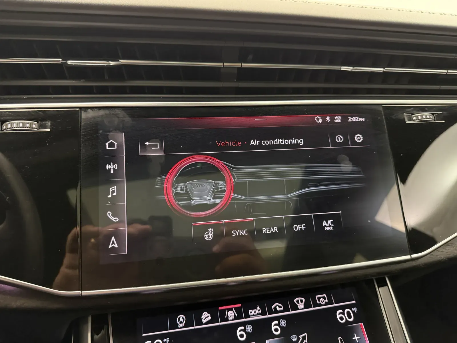 Audi Q8 photo 37