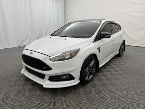 Photos of 2017 Ford Focus ST for sale in Arlington Heights, IL at Autos of Chicago