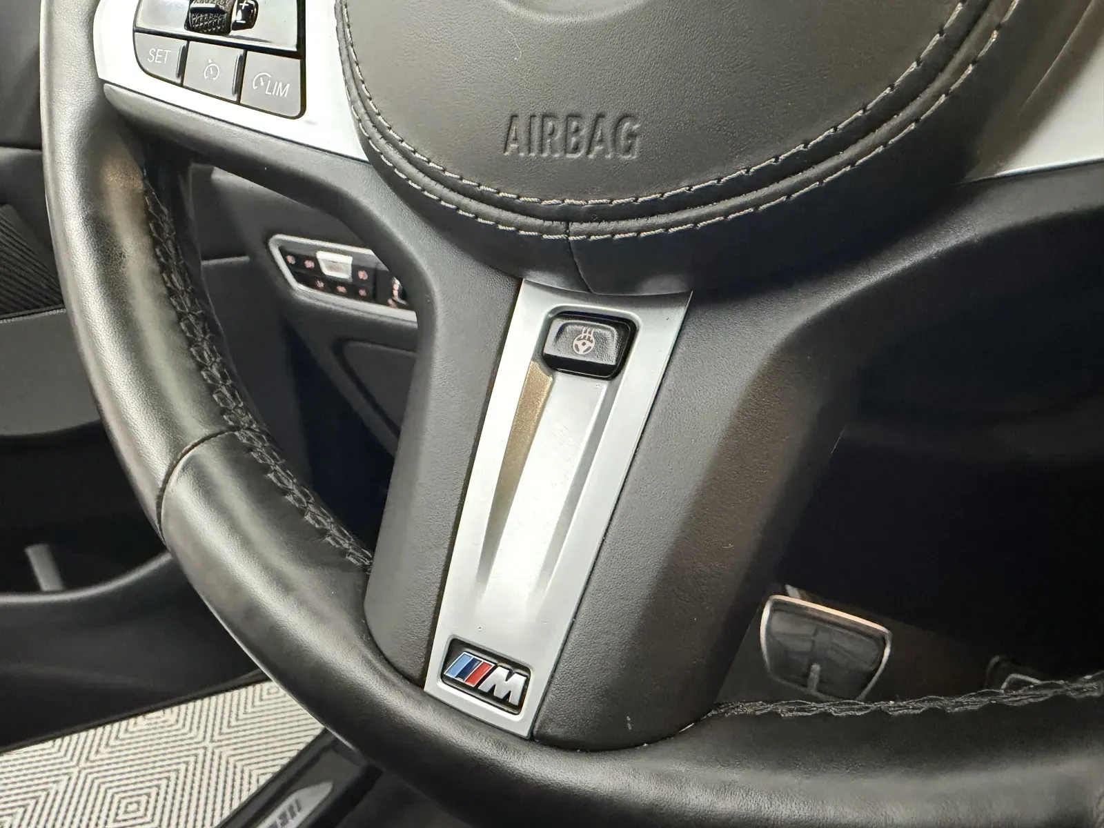 BMW X6 photo 13