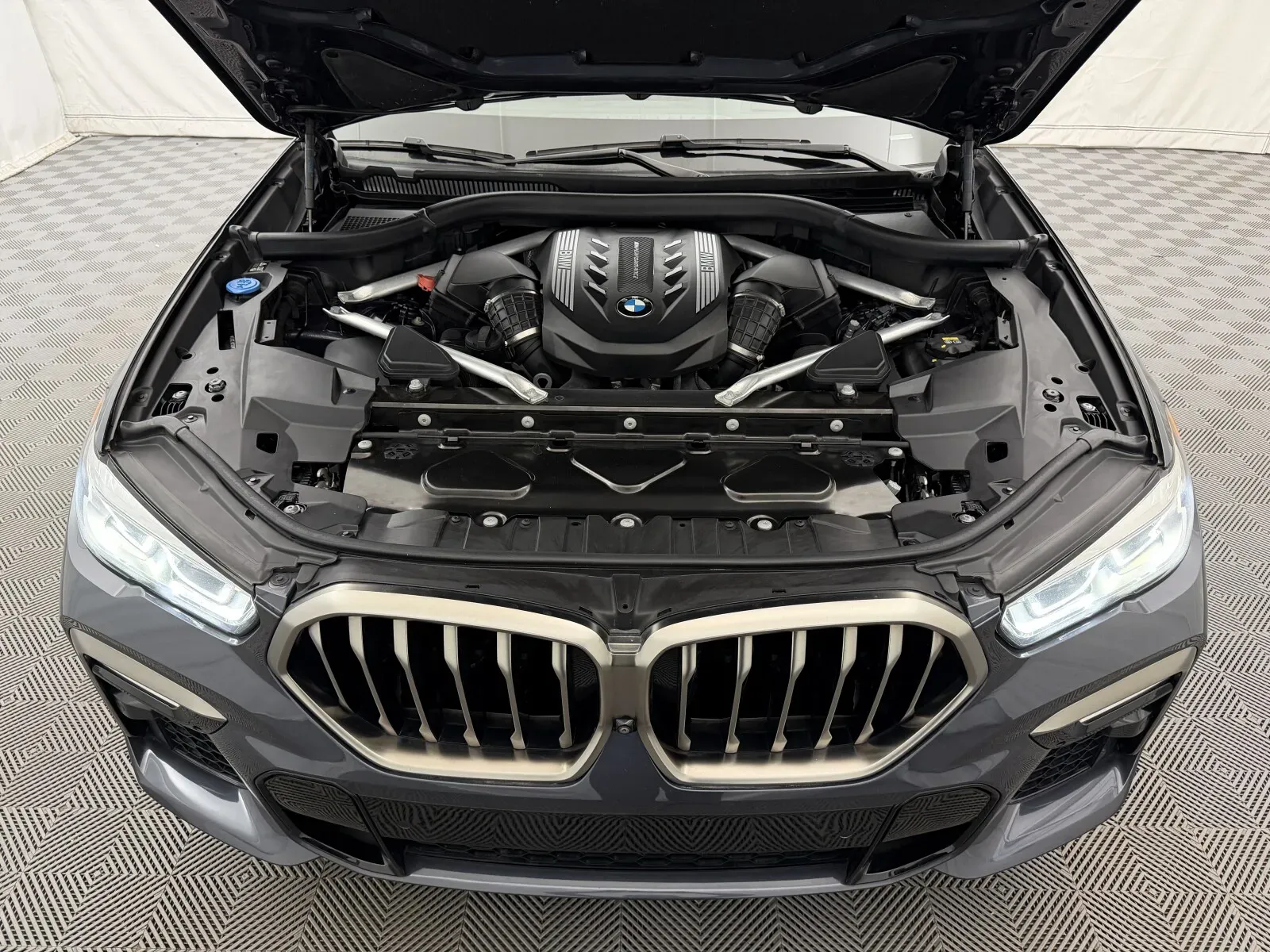 BMW X6 photo 42