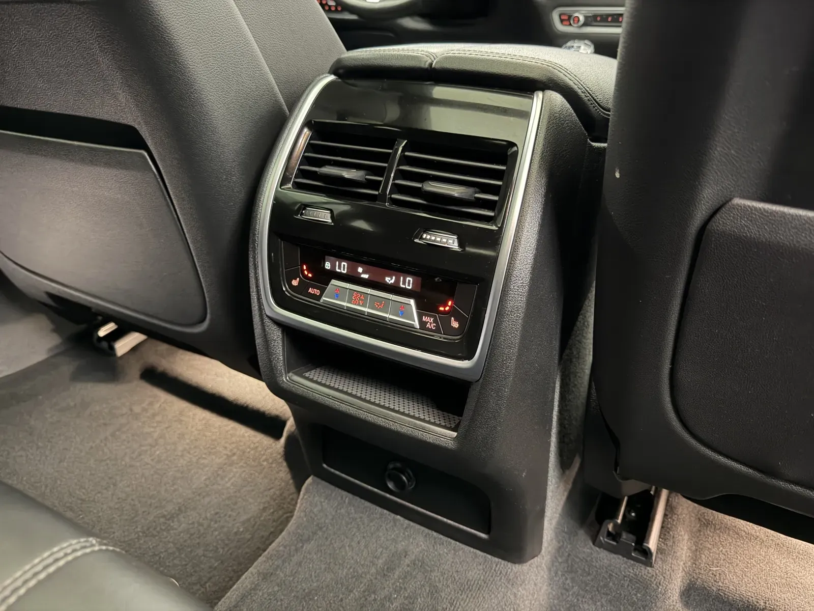 BMW X6 photo 37