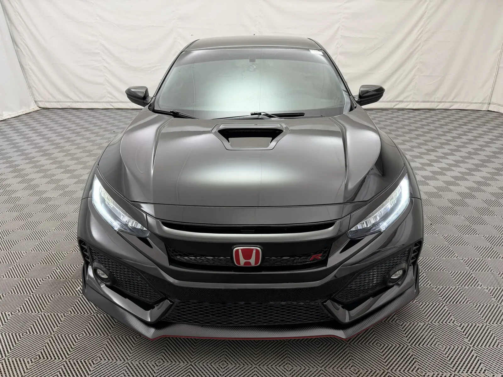 Honda Civic Type R photo 3