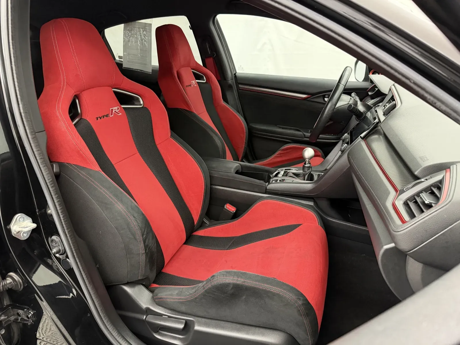 Honda Civic Type R photo 30