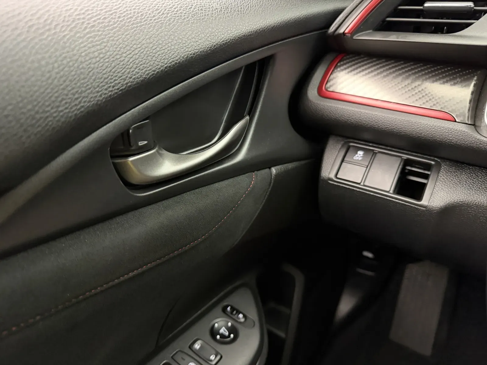 Honda Civic Type R photo 16