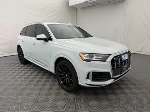 More photos of 2021 Audi Q7 Premium Plus at Autos of Chicago, IL