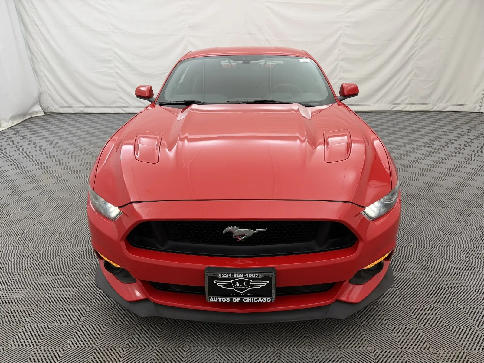 Ford Mustang photo 3